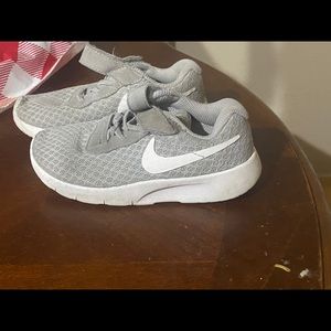 Kids Nike Grey